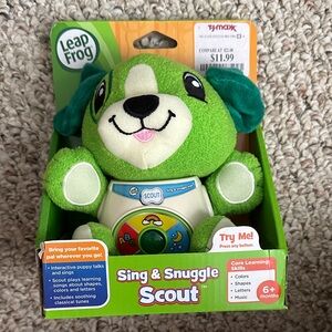 LeapFrog Sing & Snuggle Scout Interactive Toy - Green